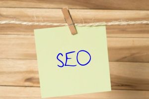 افزایش بازدید سایت: چکیده ۷ تجربه کلیدی نی نی سایت، همراه با سوالات متداول و جدول راهنما